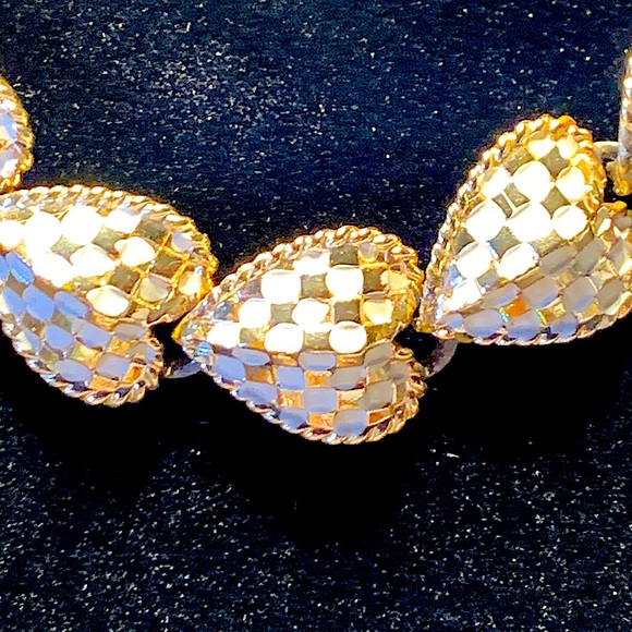 CORO HEART NECKLACE CREAM GOLD CHECK VINTAGE 15 INCH 13 LINKS - Picture 5 of 10